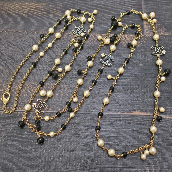 Chanel pearl necklace - Picture 4 of 9